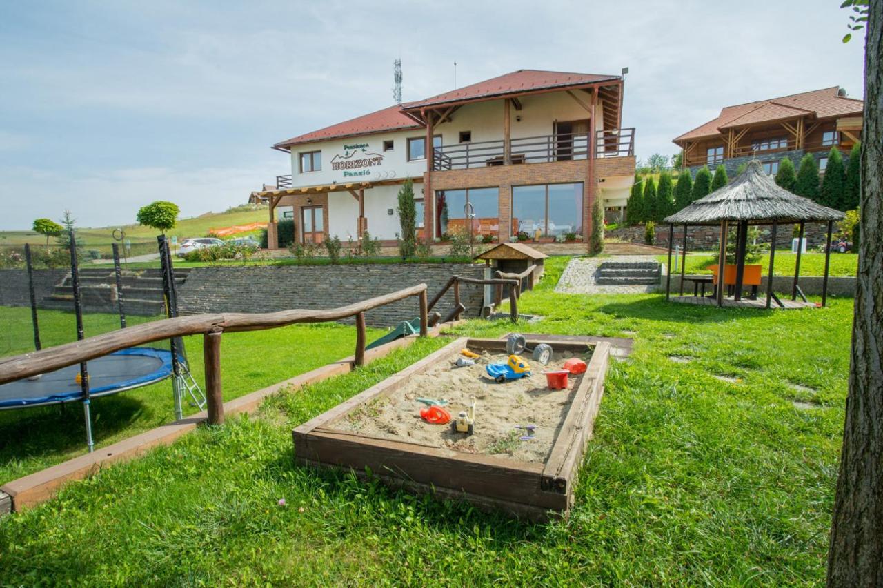 Horizont Panzio Bed & Breakfast Odorheiu Secuiesc Bagian luar foto